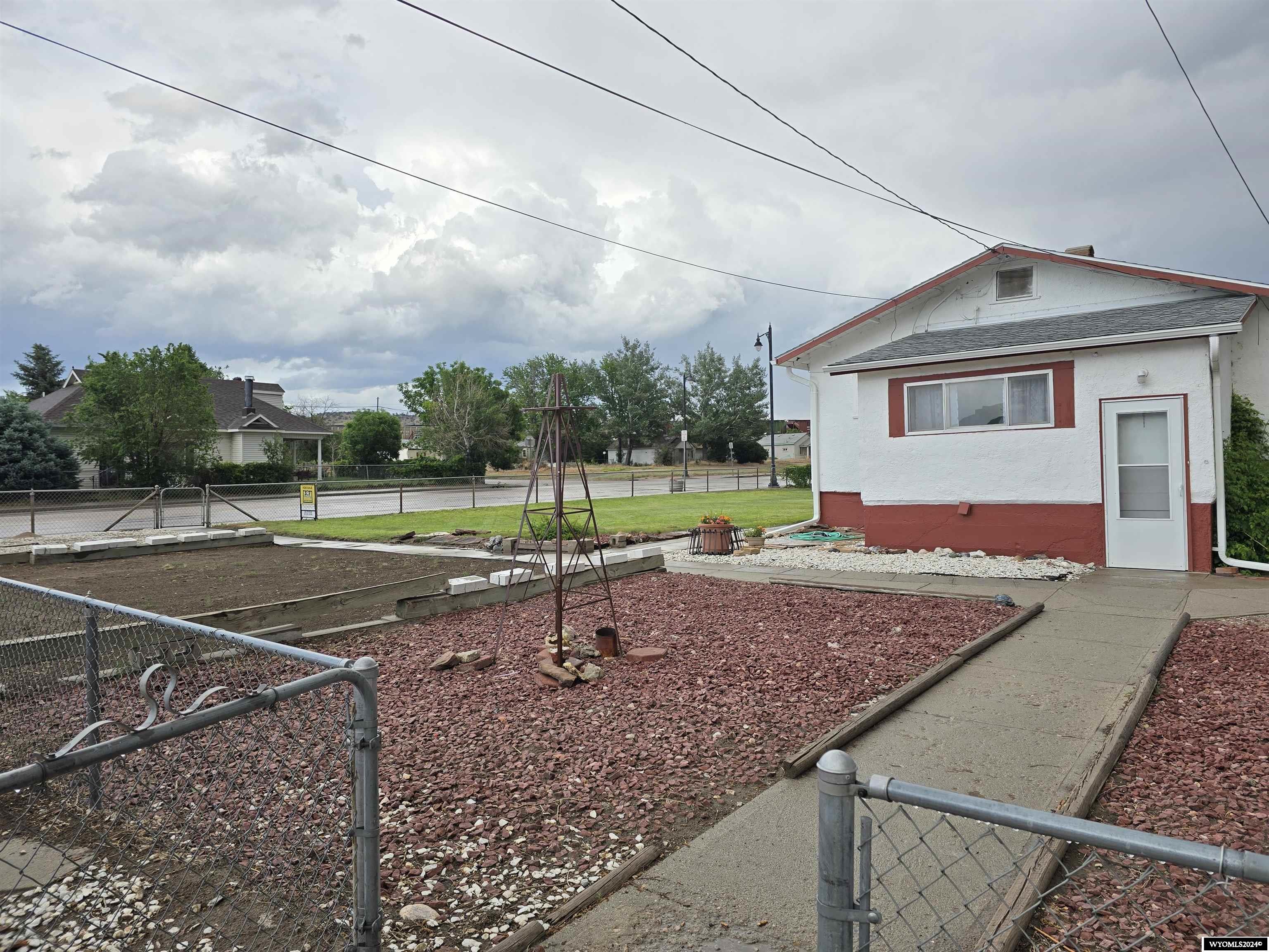 1 S Colorado Avenue