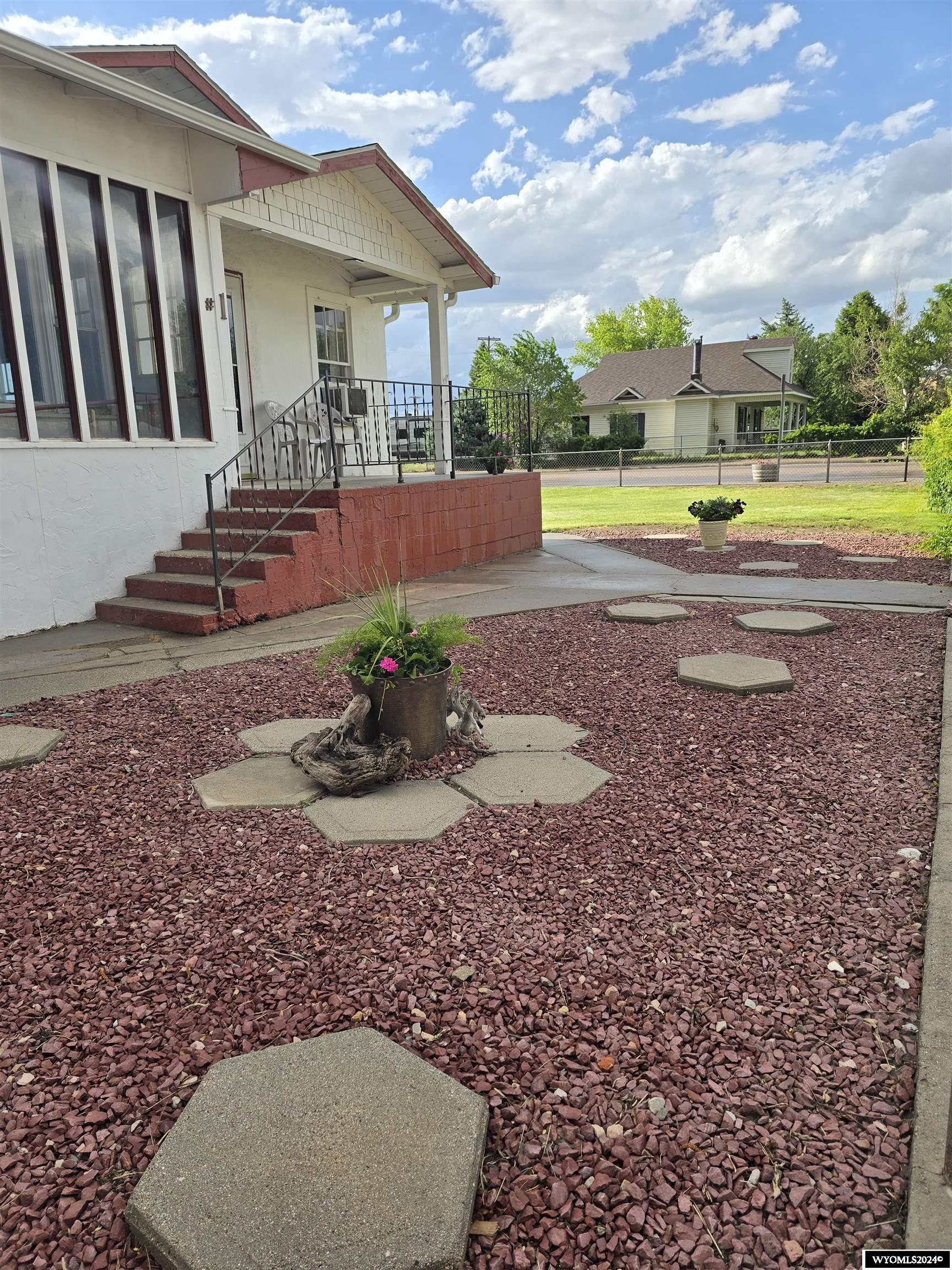 1 S Colorado Avenue