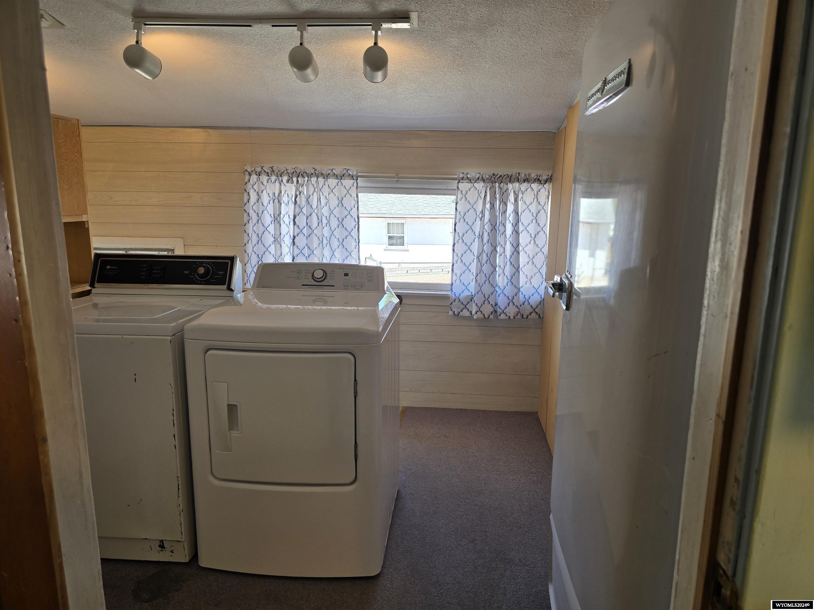 1 S Colorado Avenue