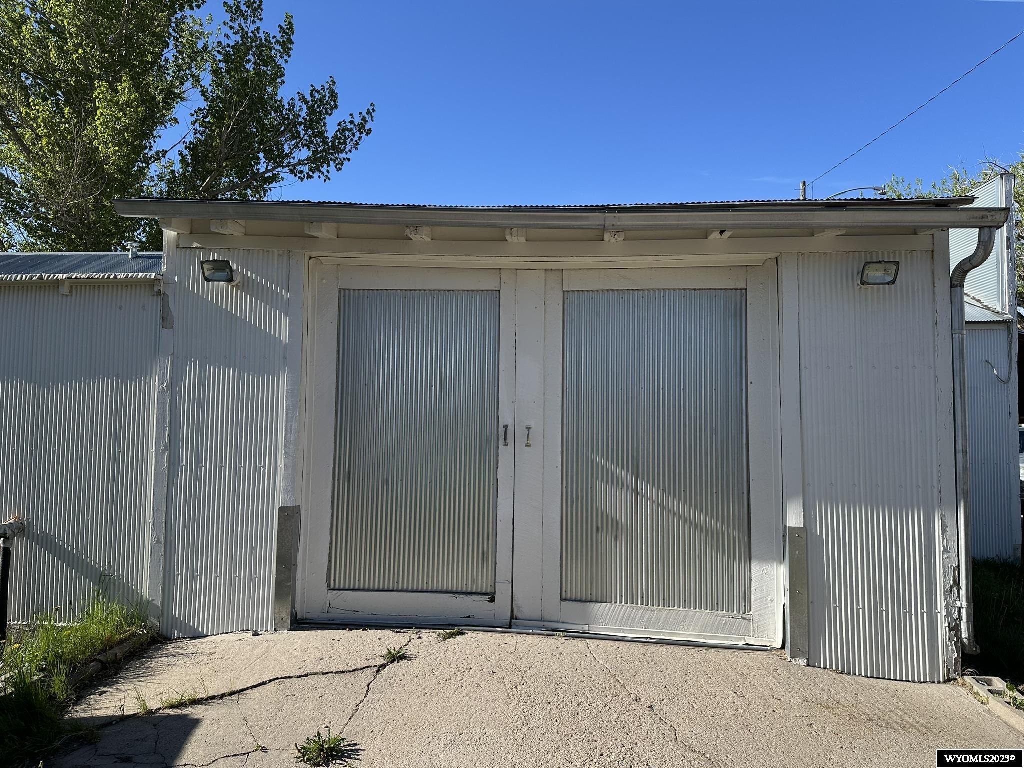 107 S Laramie Avenue