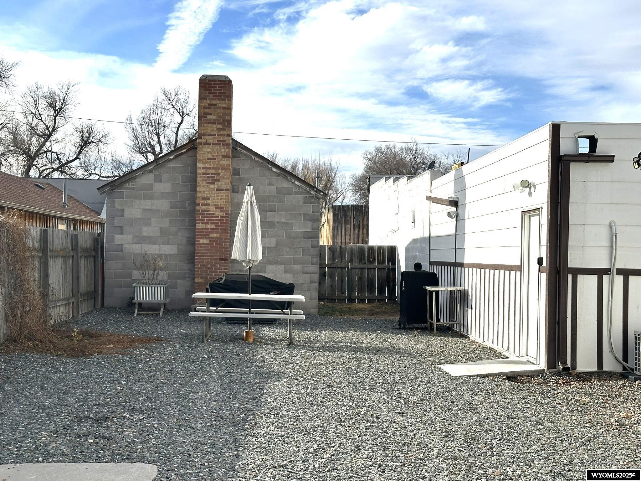 115 N Laramie Avenue