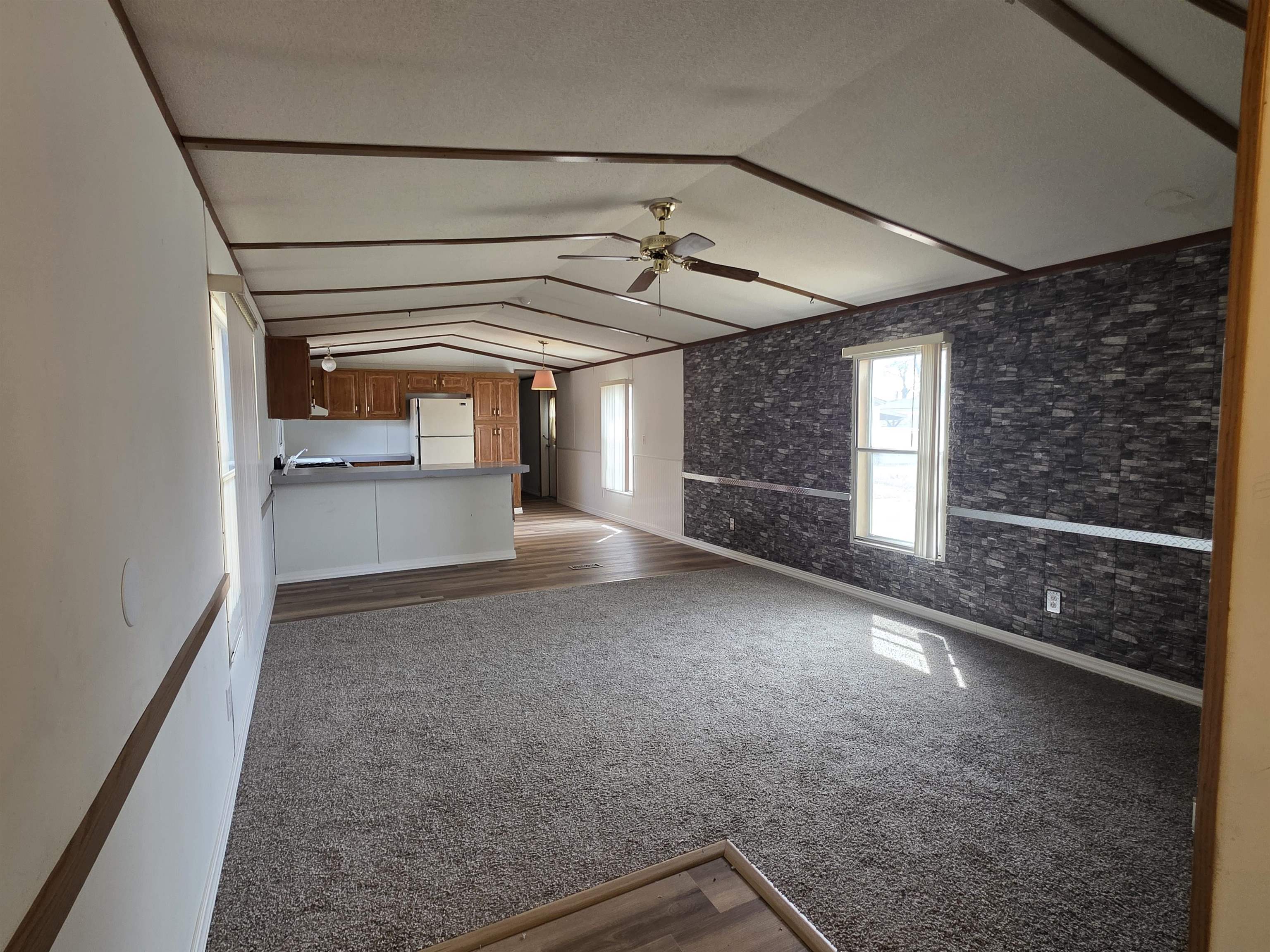 1601 E F #39 Street