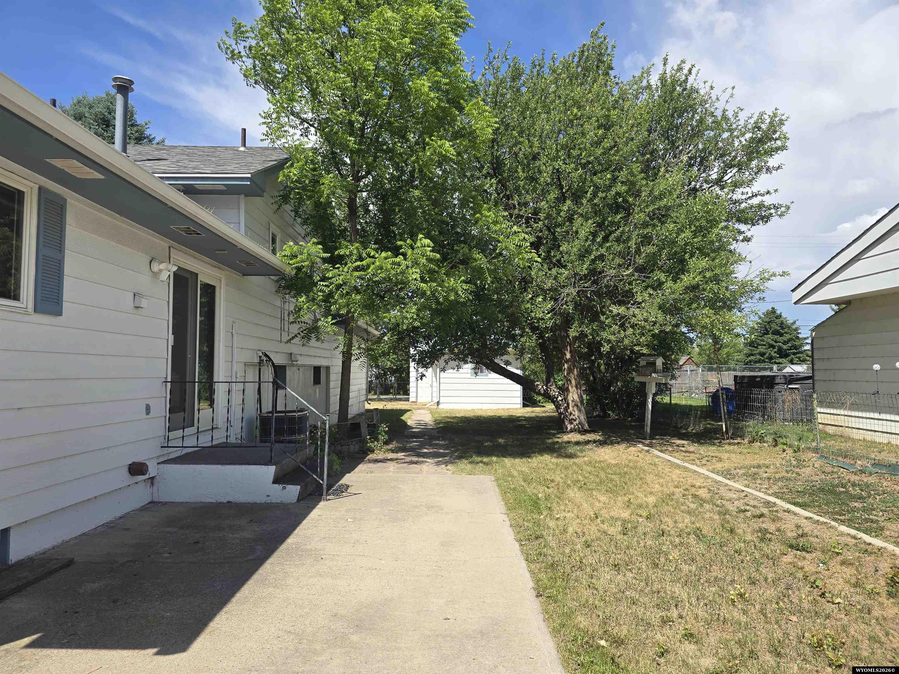 273 S Iowa St