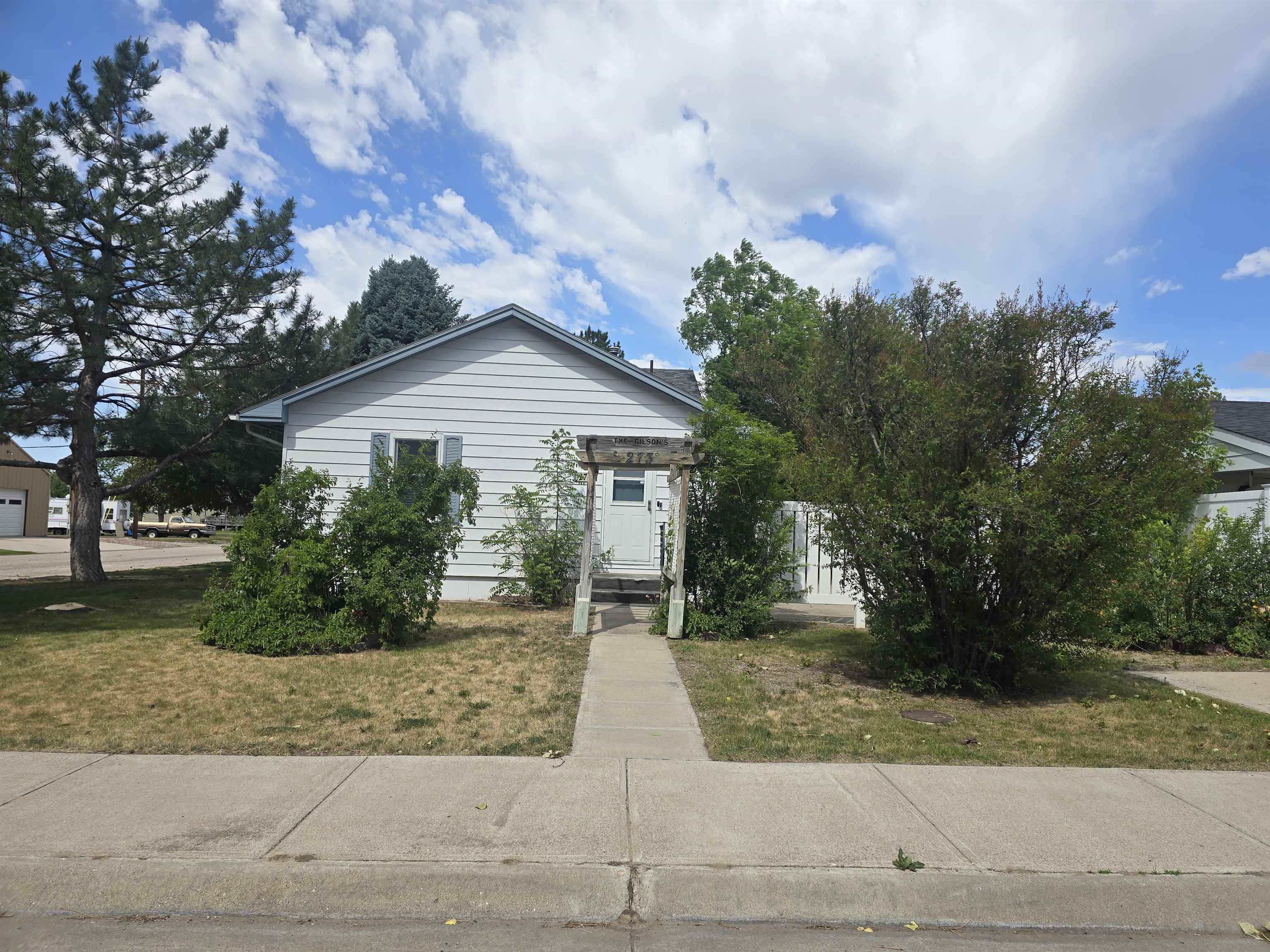 273 S Iowa St
