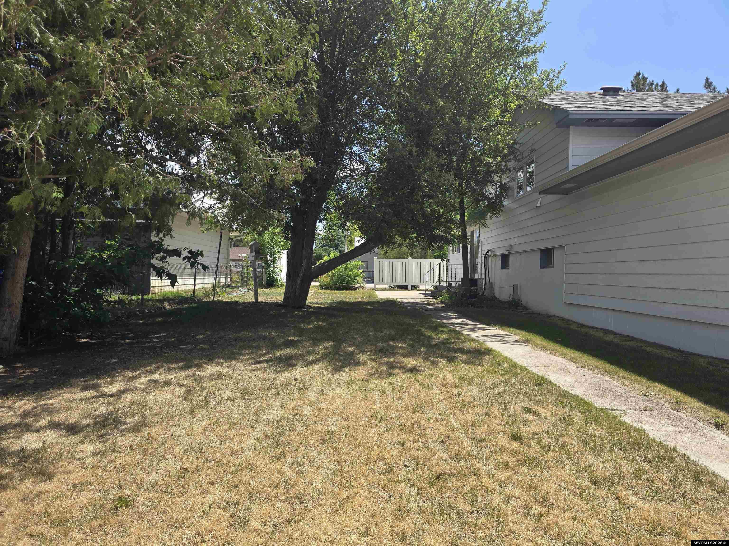 273 S Iowa St