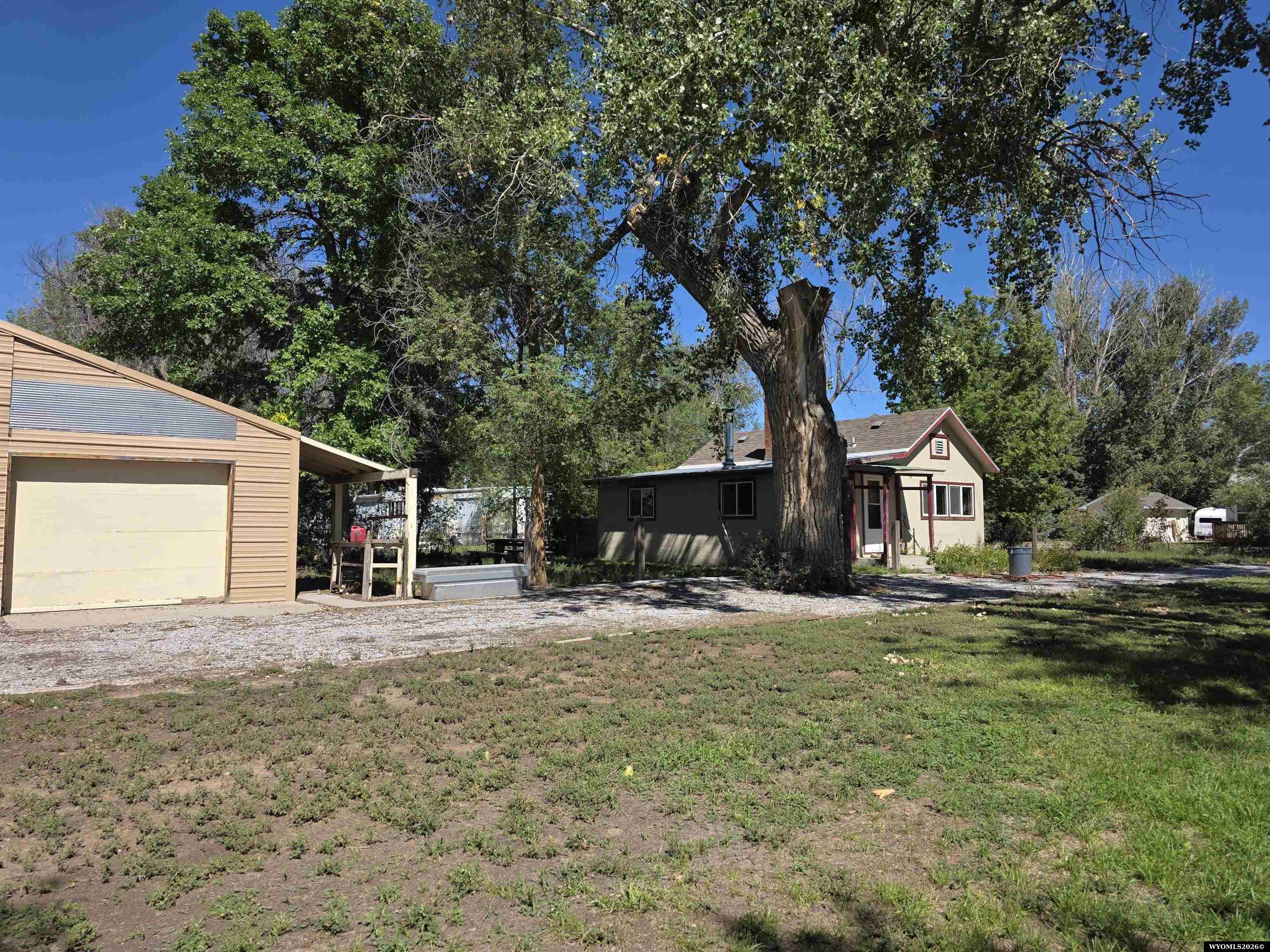 102 N Lawton Ave