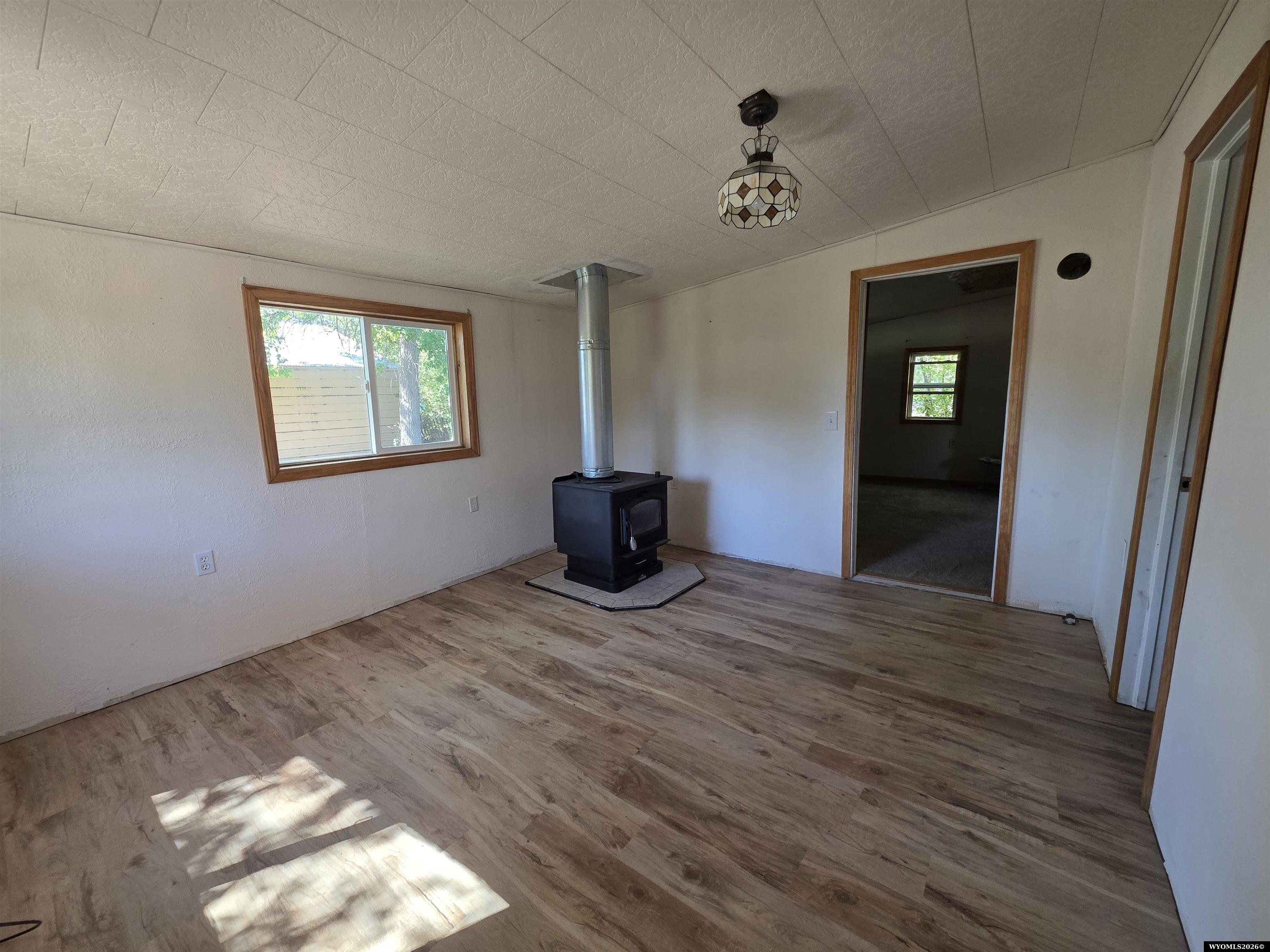 102 N Lawton Ave