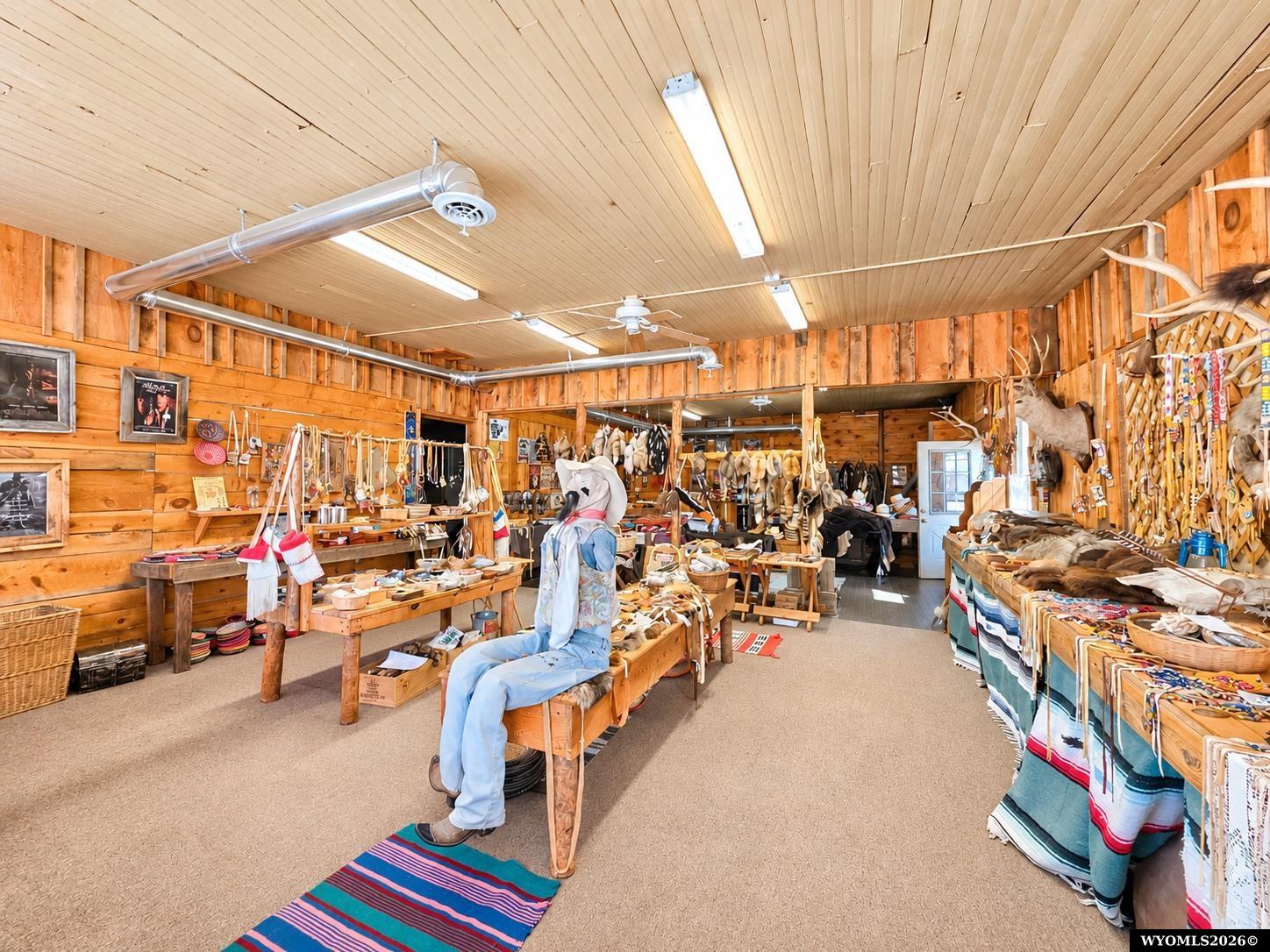 105 N Laramie Ave