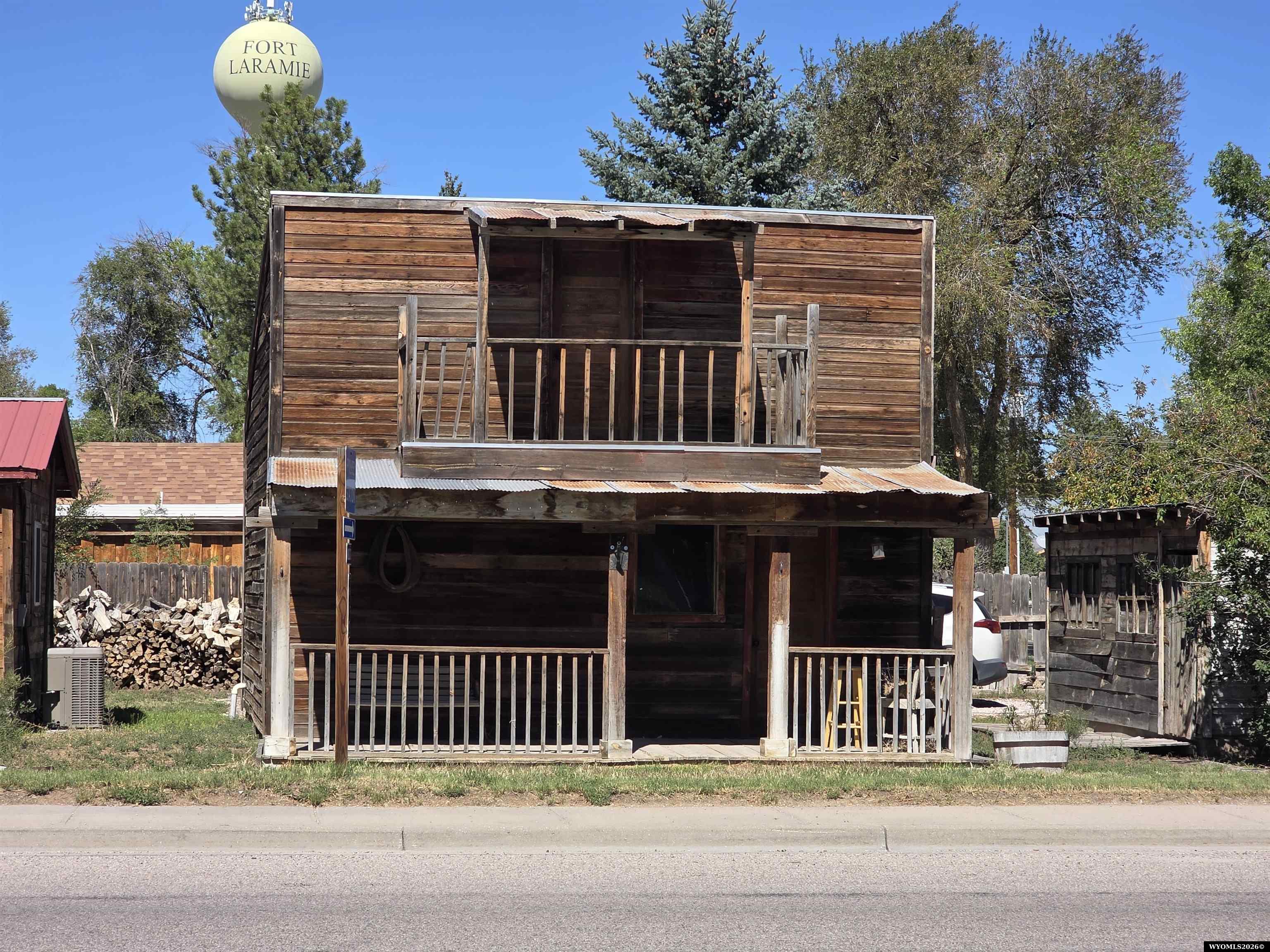 105 N Laramie Ave
