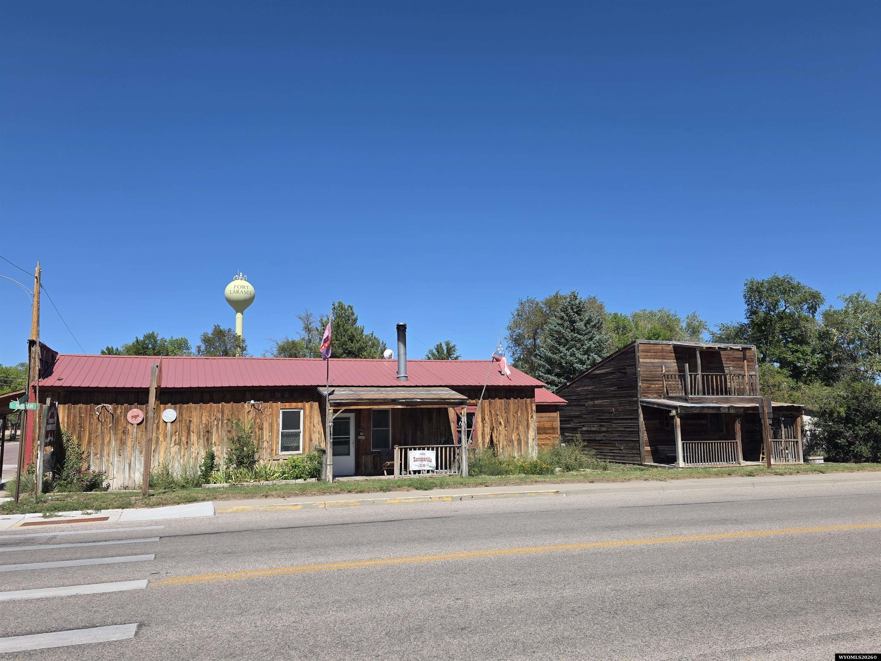 105 N Laramie Ave