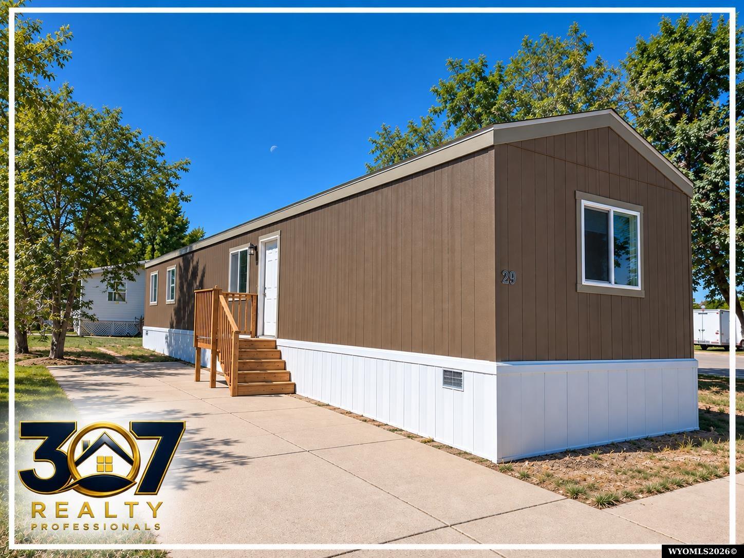 1601 E F #29 Street