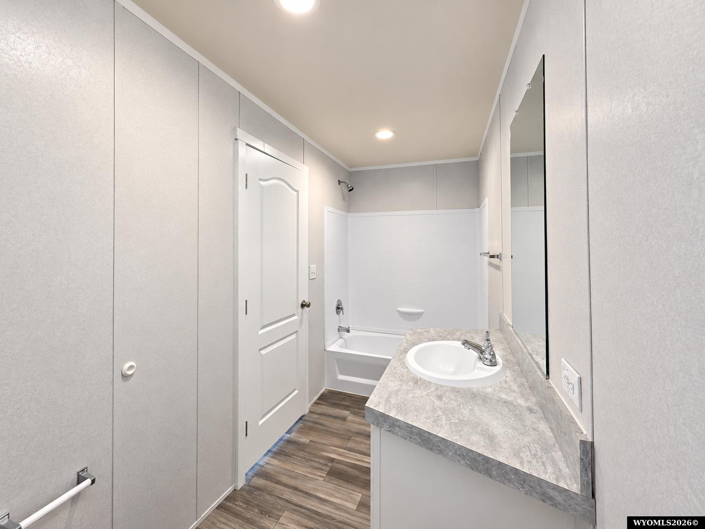1601 E F #29 Street