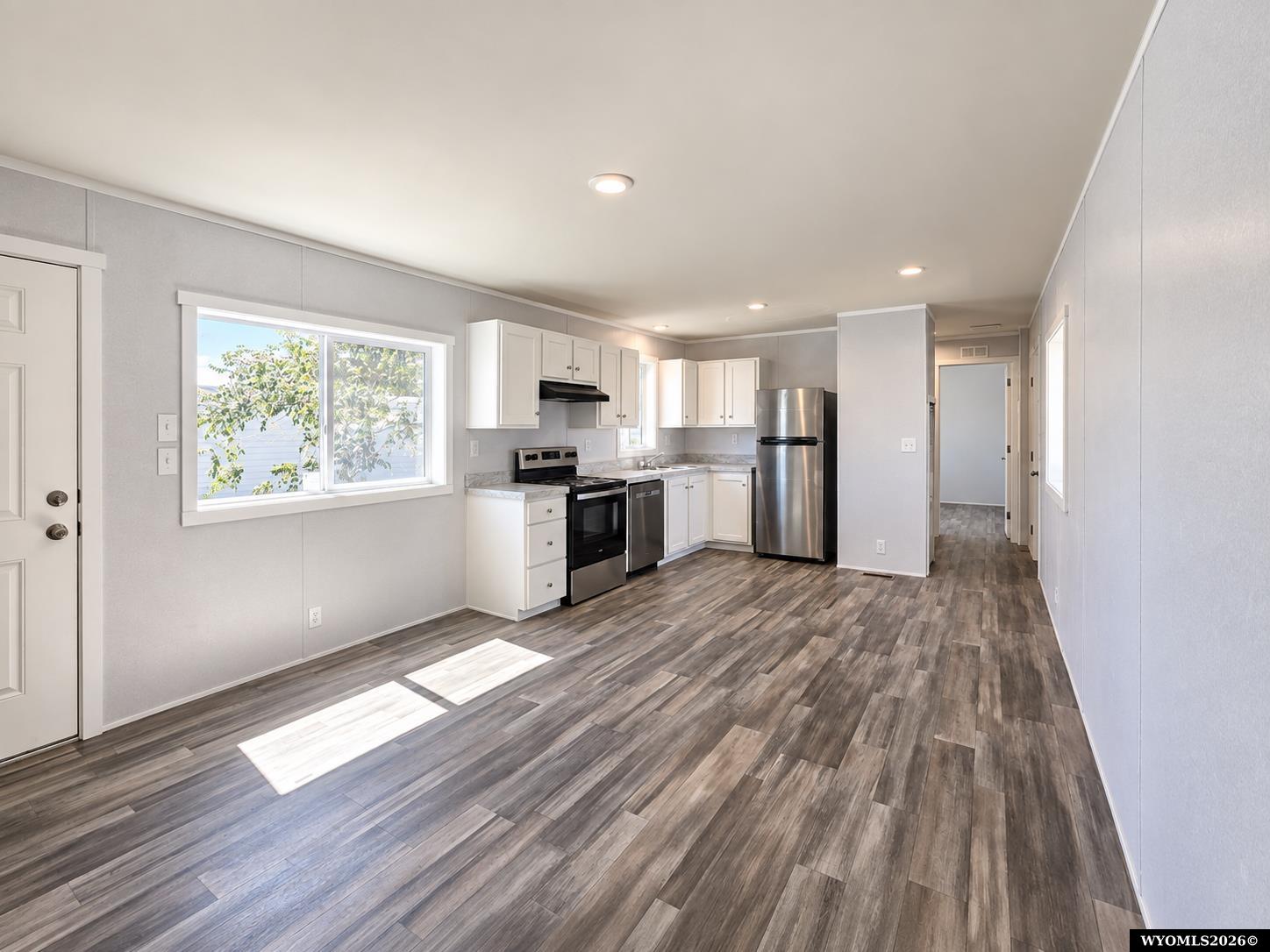 1601 E F #29 Street