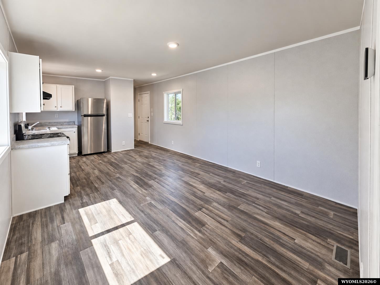 1601 E F #29 Street