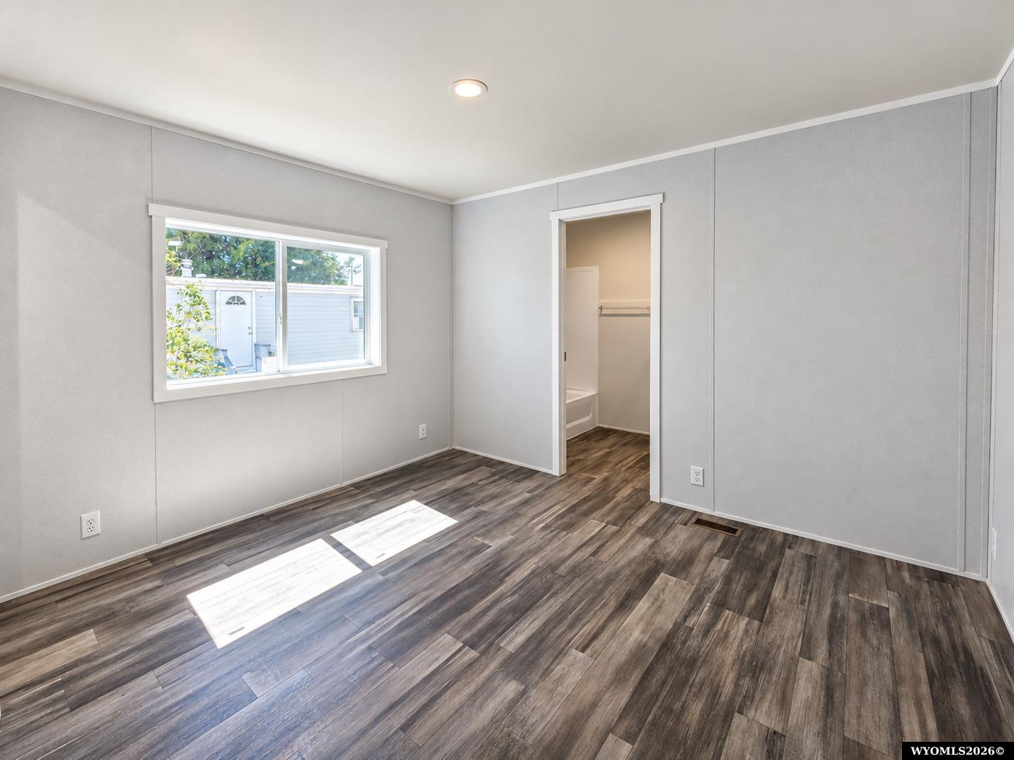 1601 E F #29 Street