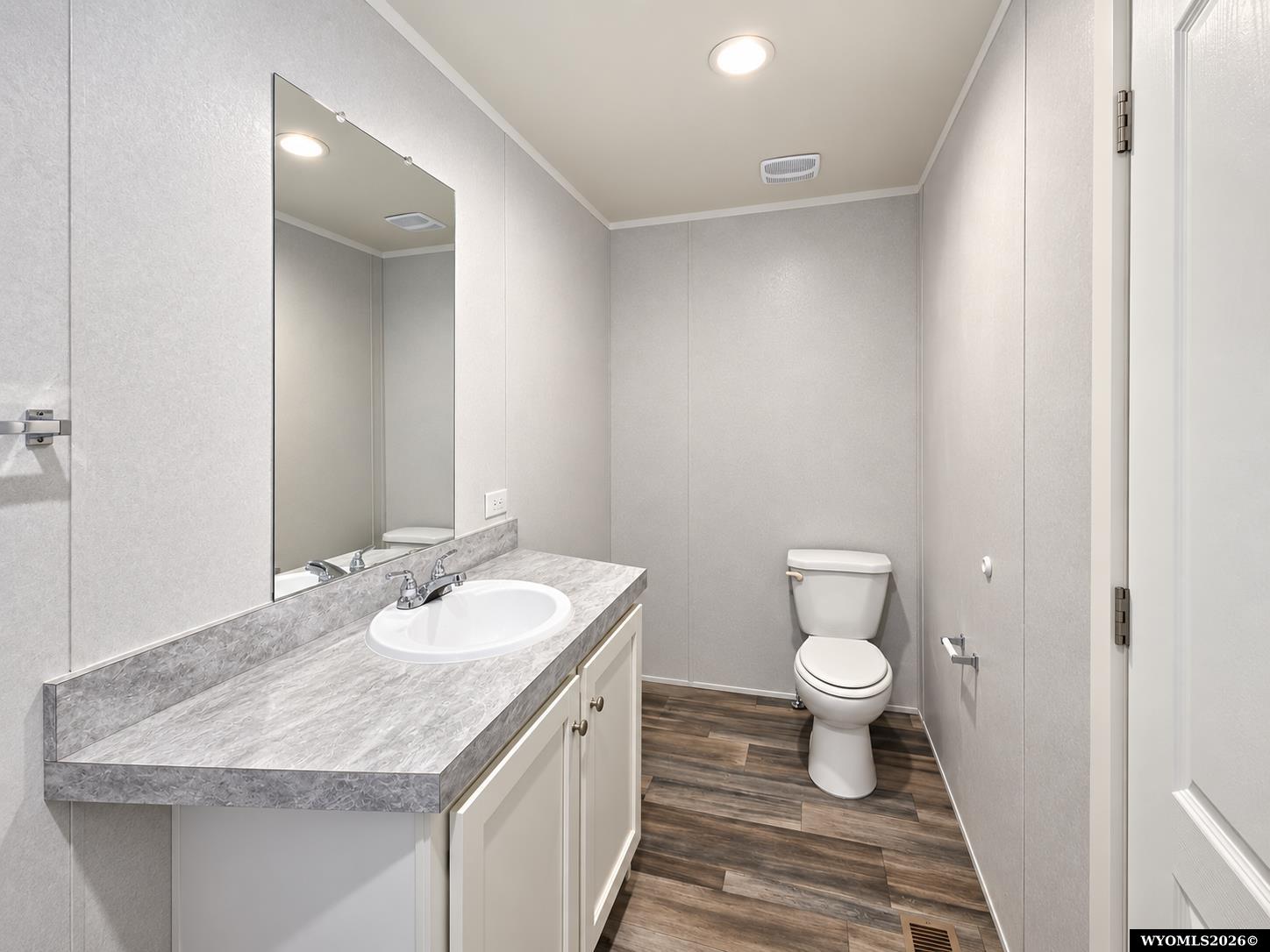 1601 E F #29 Street