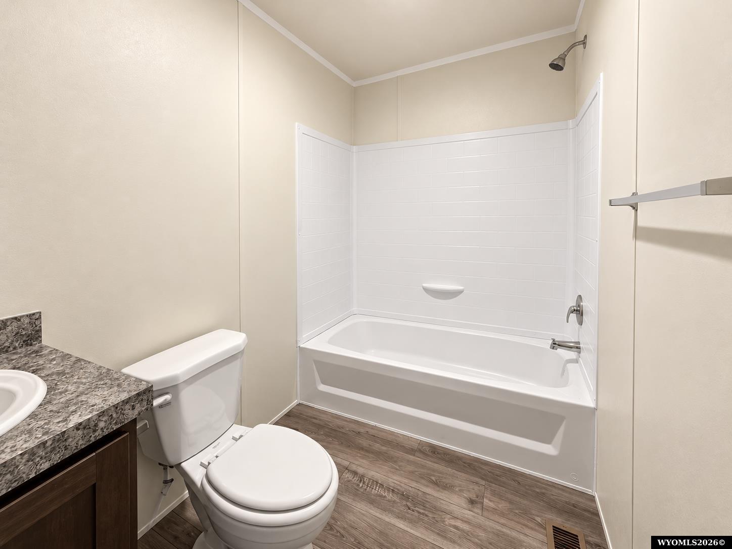 1601 F #26 Street