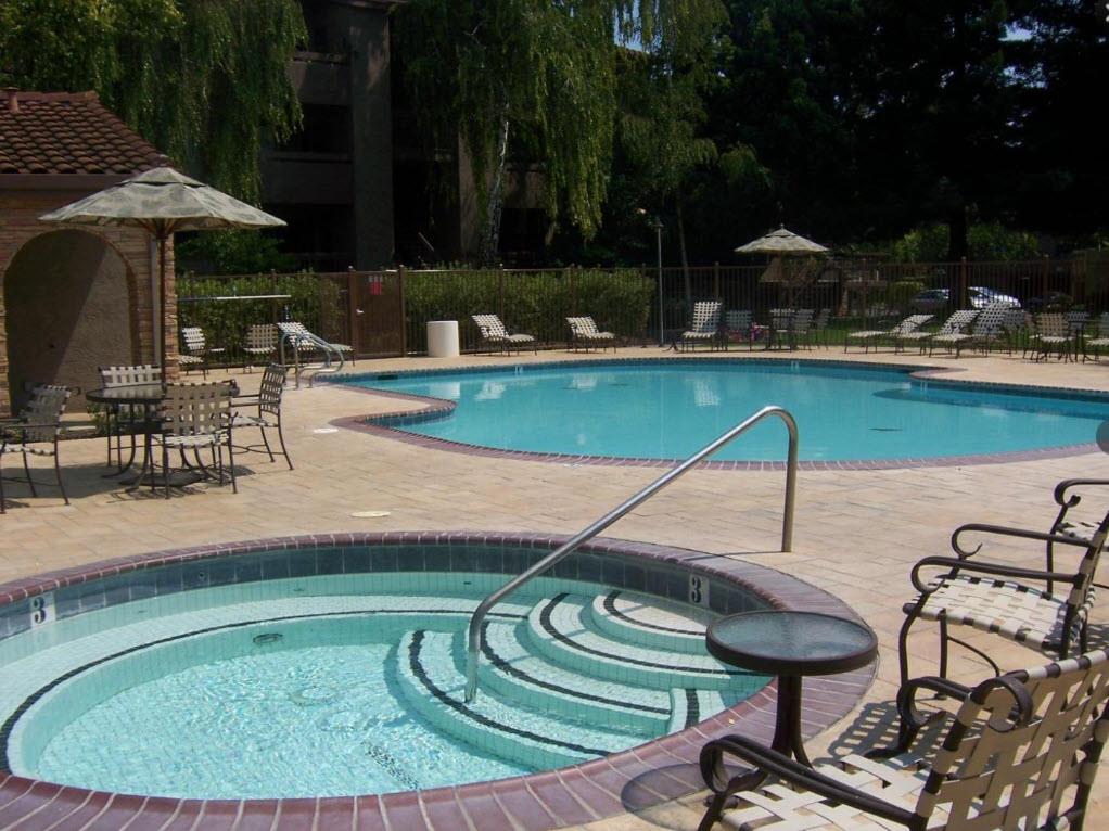 2250 Monroe Street Unit: 240