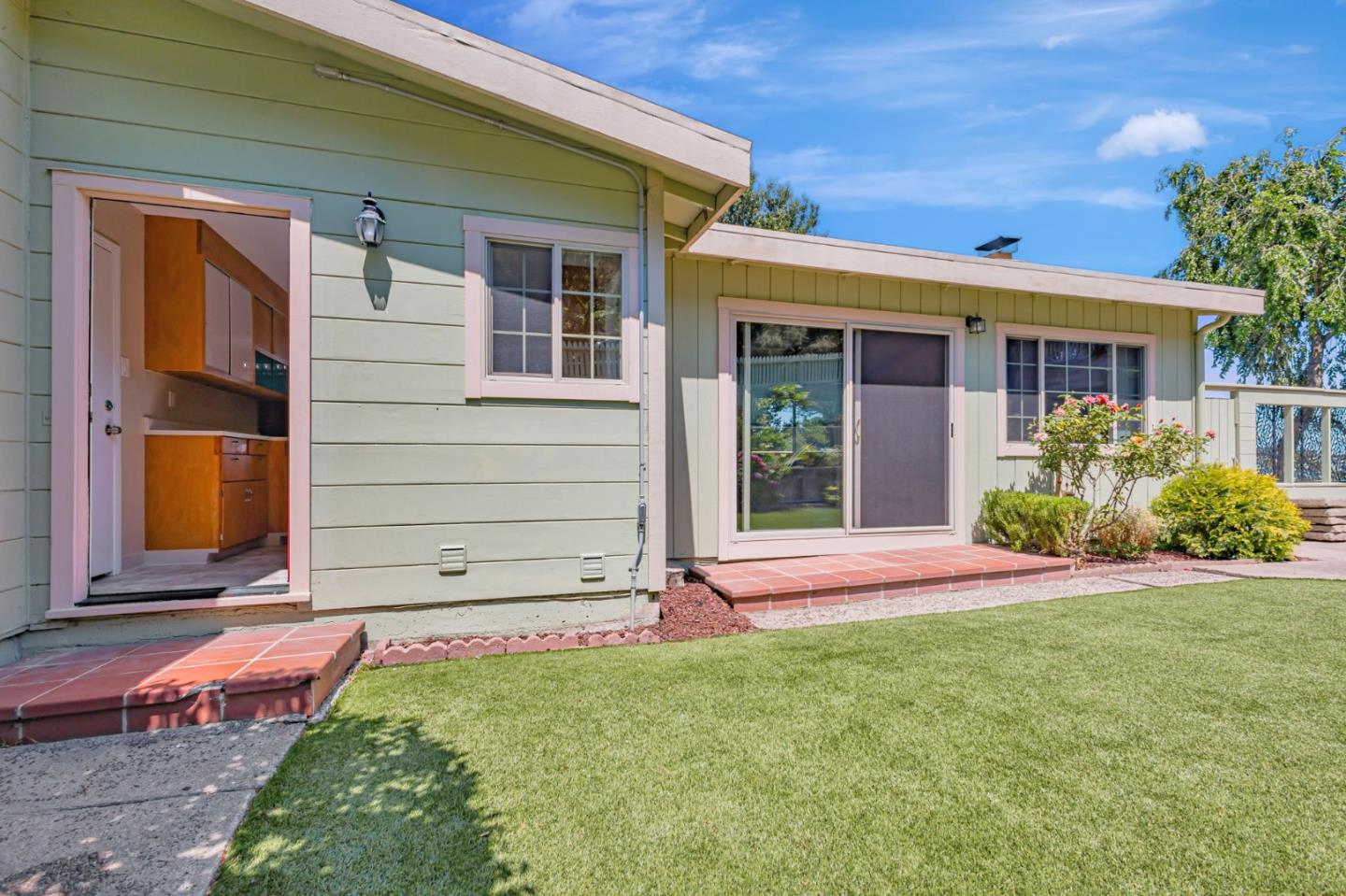253 Humboldt Road