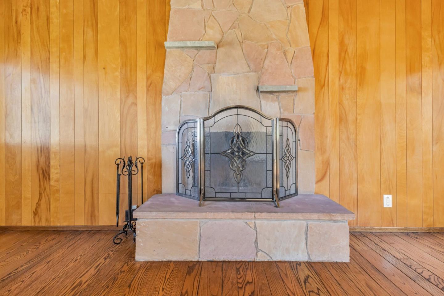 253 Humboldt Road