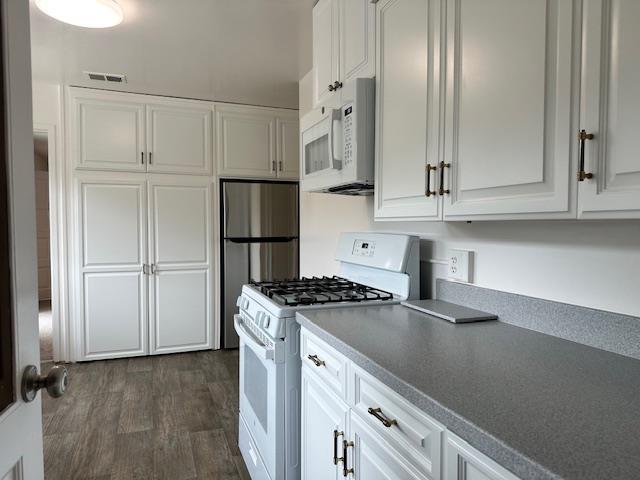 2650 Fleetwood Drive