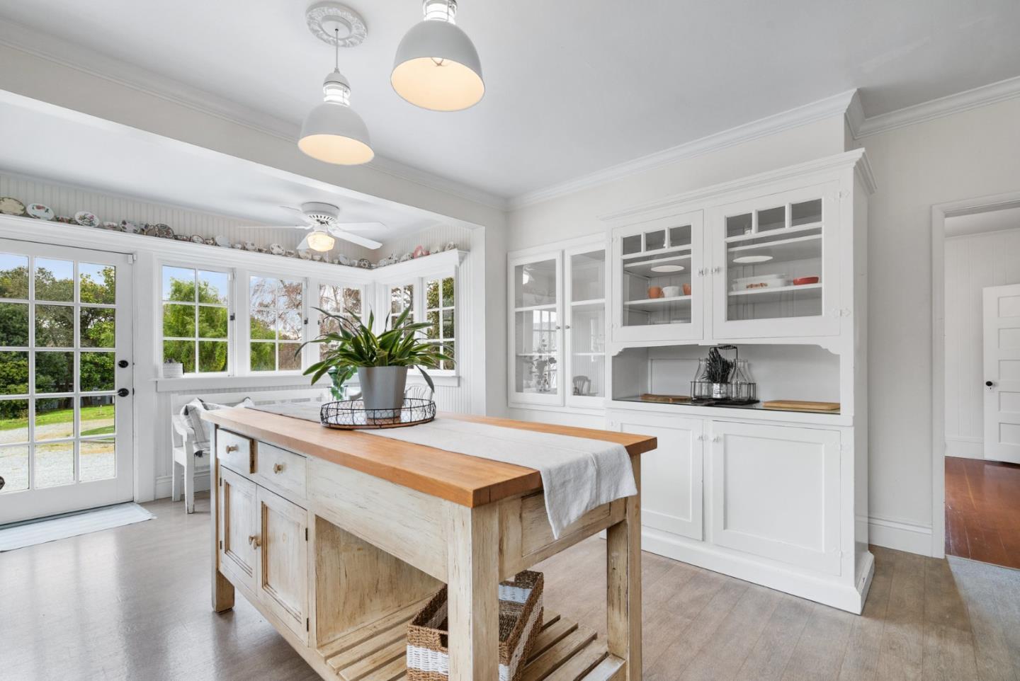 1000 Green Valley Road