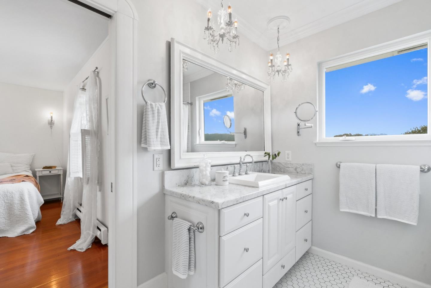 1000 Green Valley Road