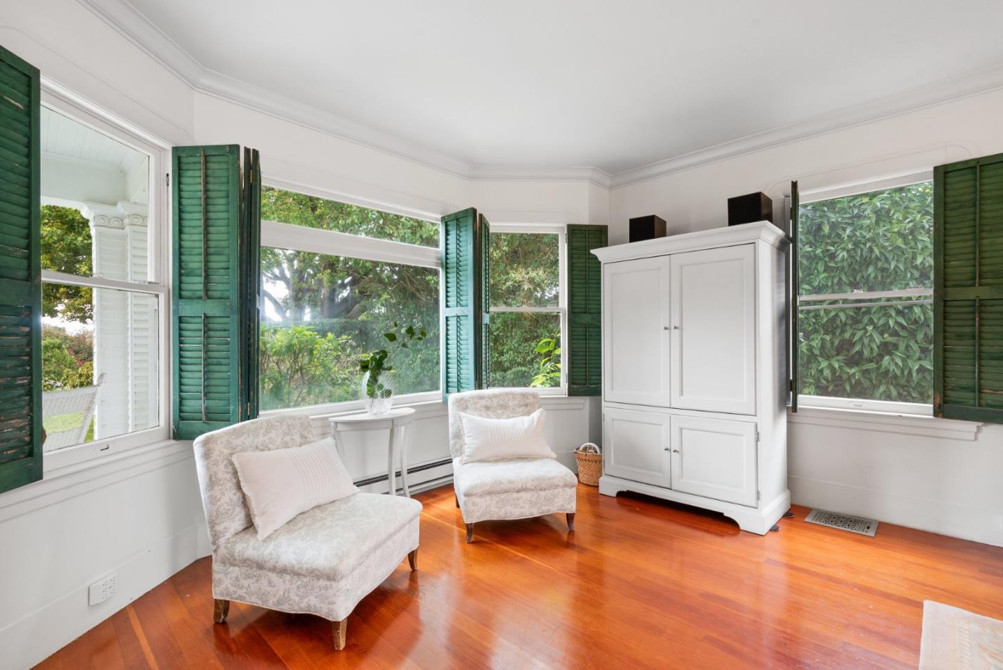 1000 Green Valley Road