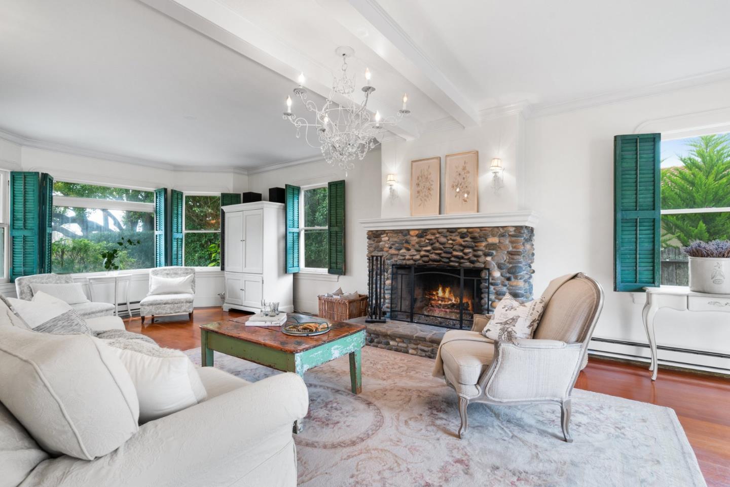 1000 Green Valley Road