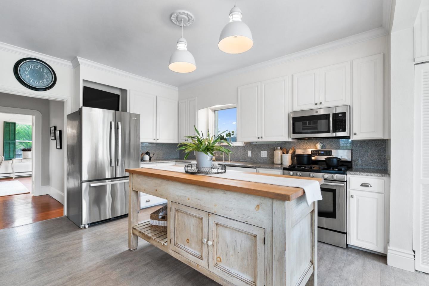 1000 Green Valley Road