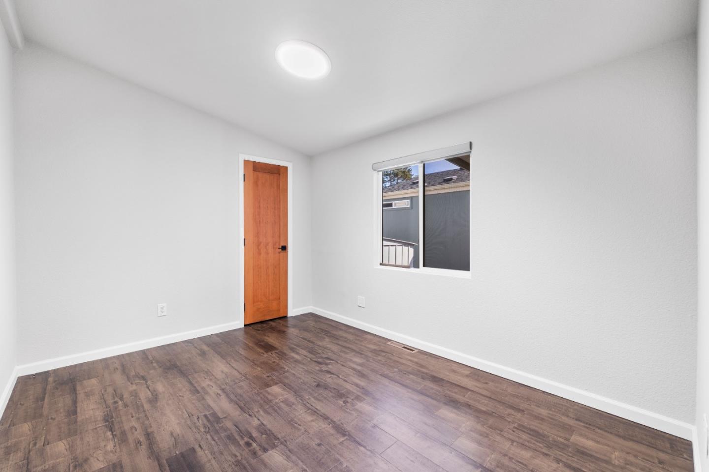 925 38th Avenue Unit: 31