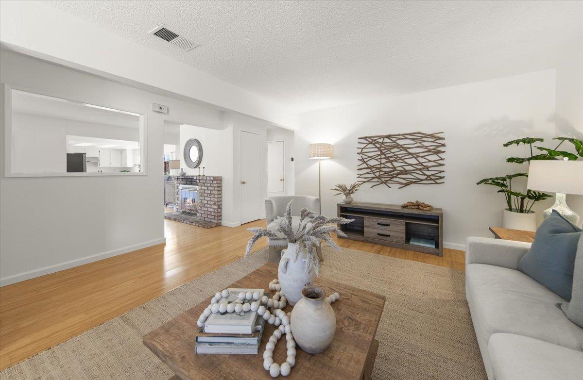 209 Calvin Place