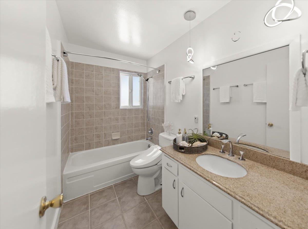 209 Calvin Place