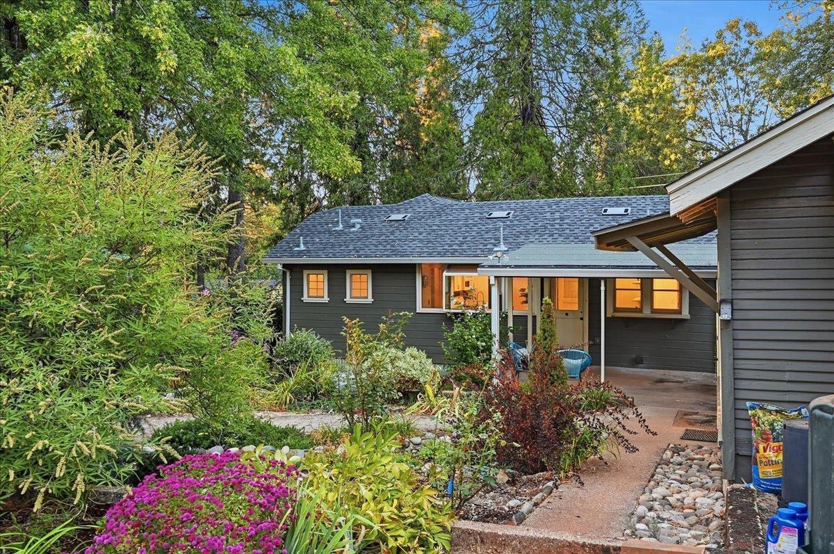 11077 Squirrel Creek RD