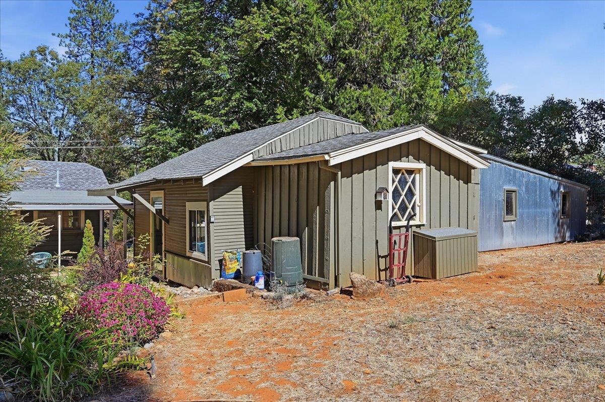 11077 Squirrel Creek RD