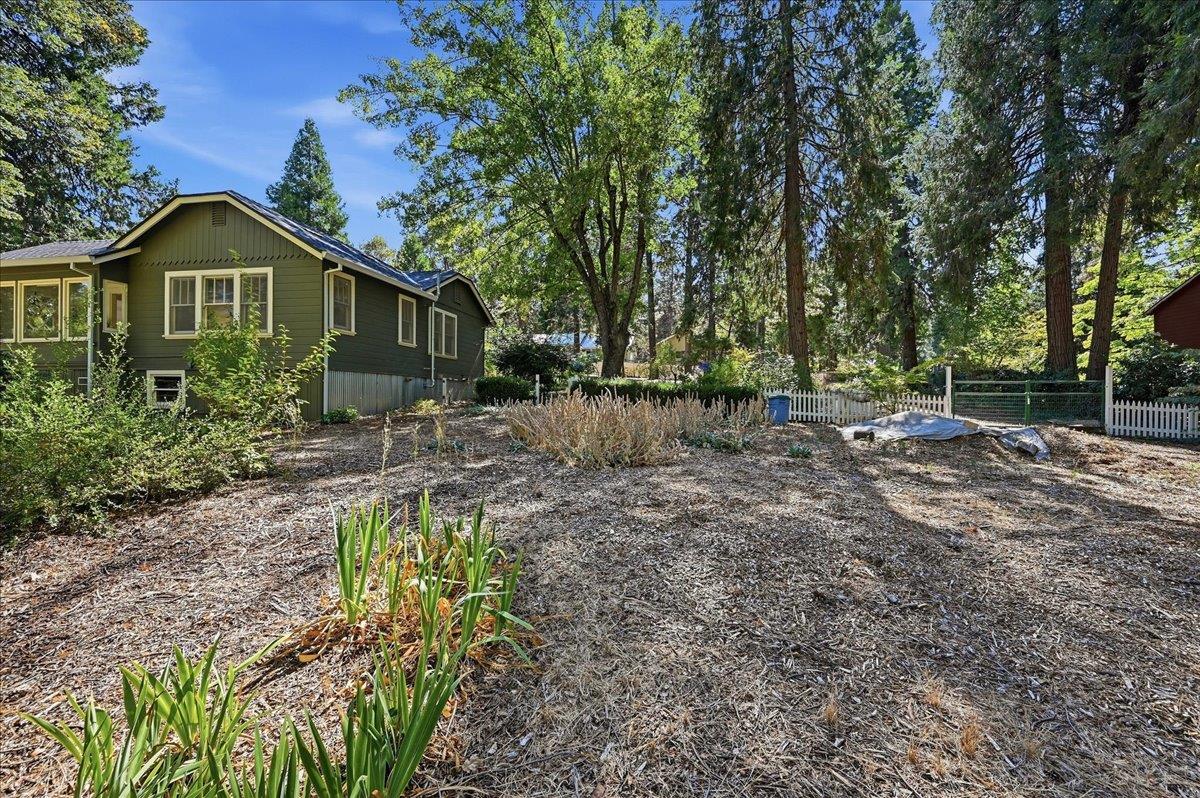 11077 Squirrel Creek RD