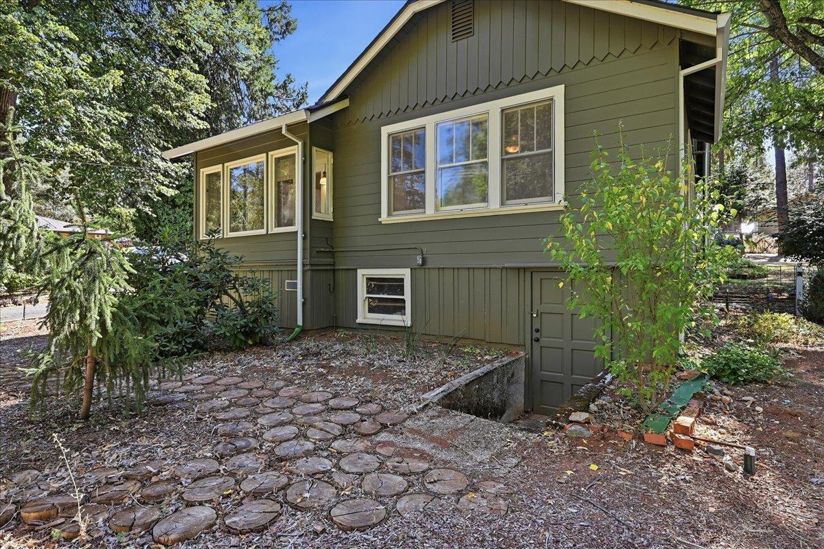 11077 Squirrel Creek RD