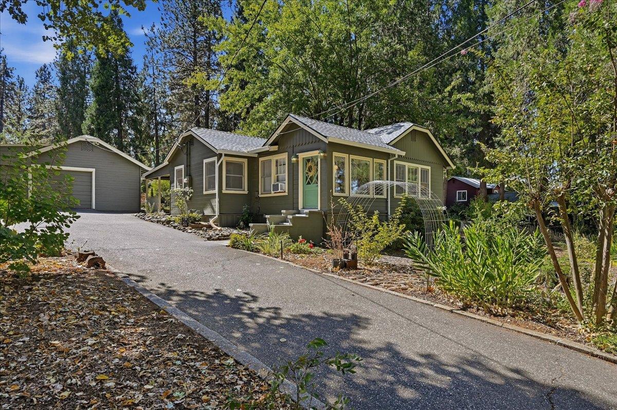 11077 Squirrel Creek RD