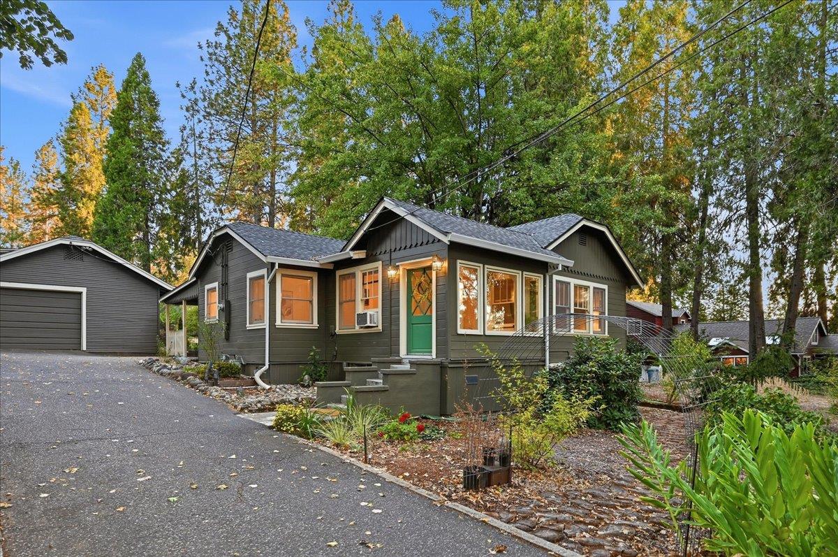11077 Squirrel Creek RD