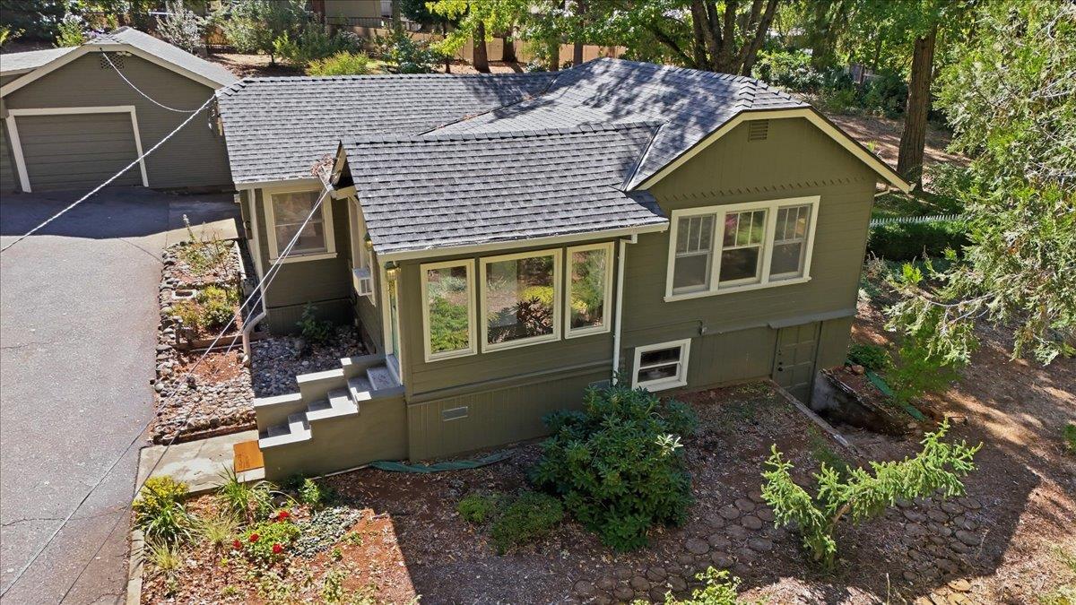 11077 Squirrel Creek RD