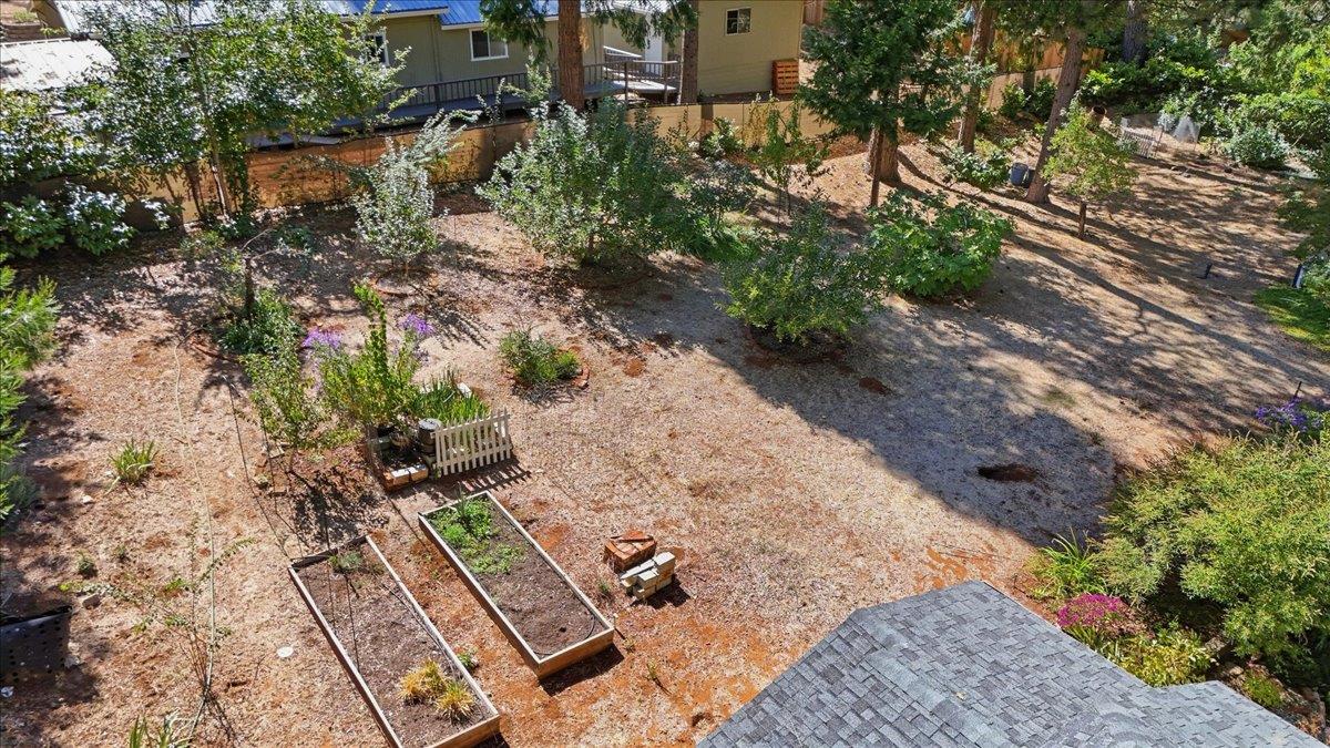 11077 Squirrel Creek RD