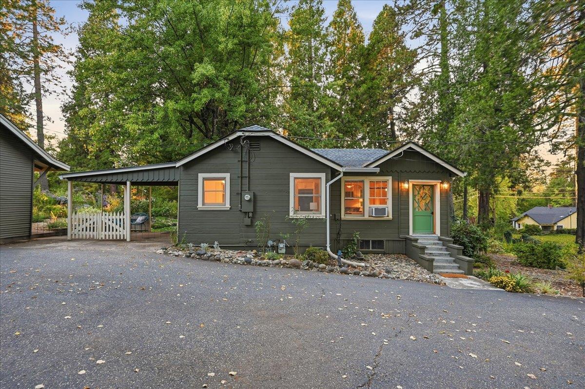 11077 Squirrel Creek RD