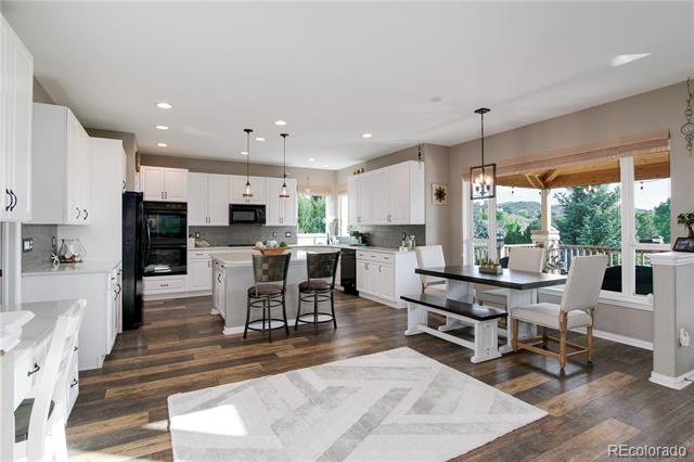1661 Peninsula Circle