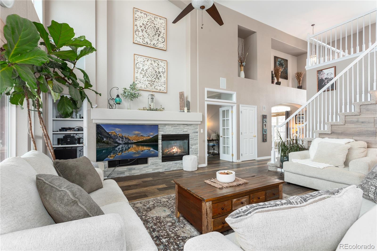 1661 Peninsula Circle