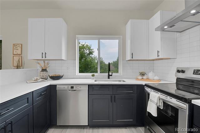 2895 W Riverwalk Circle Unit: 216