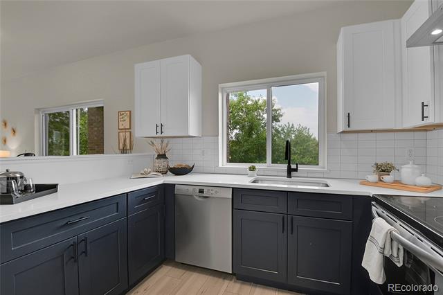 2895 W Riverwalk Circle Unit: 216