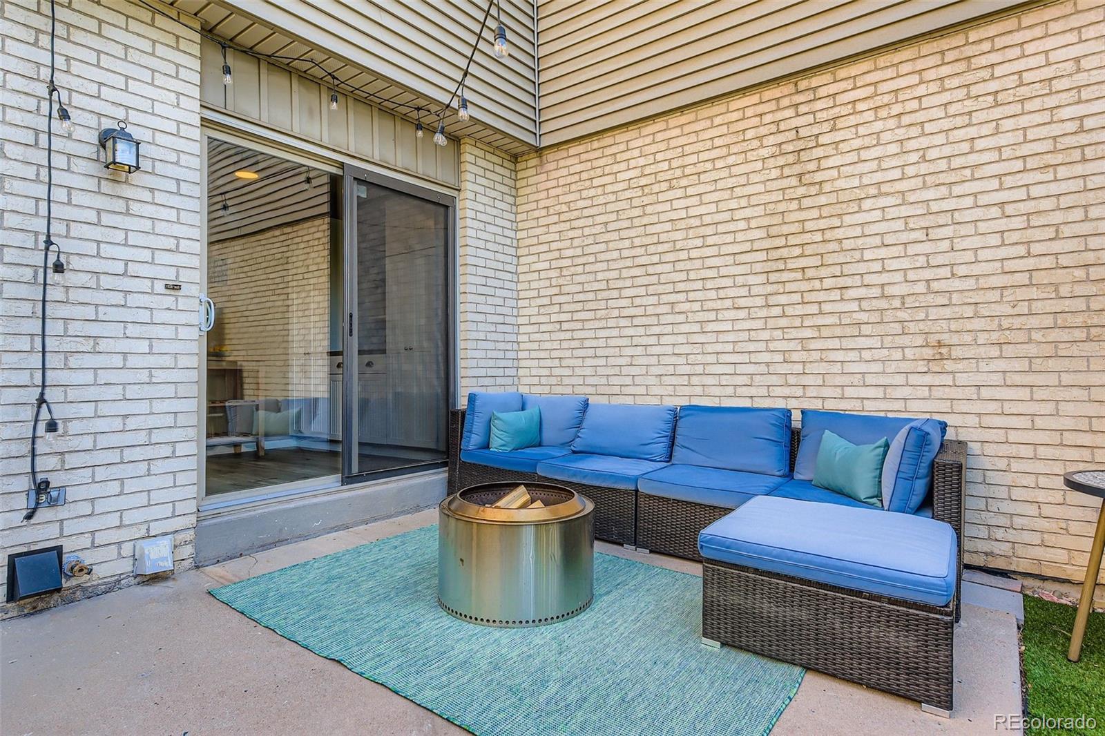 4234 W Pondview Drive