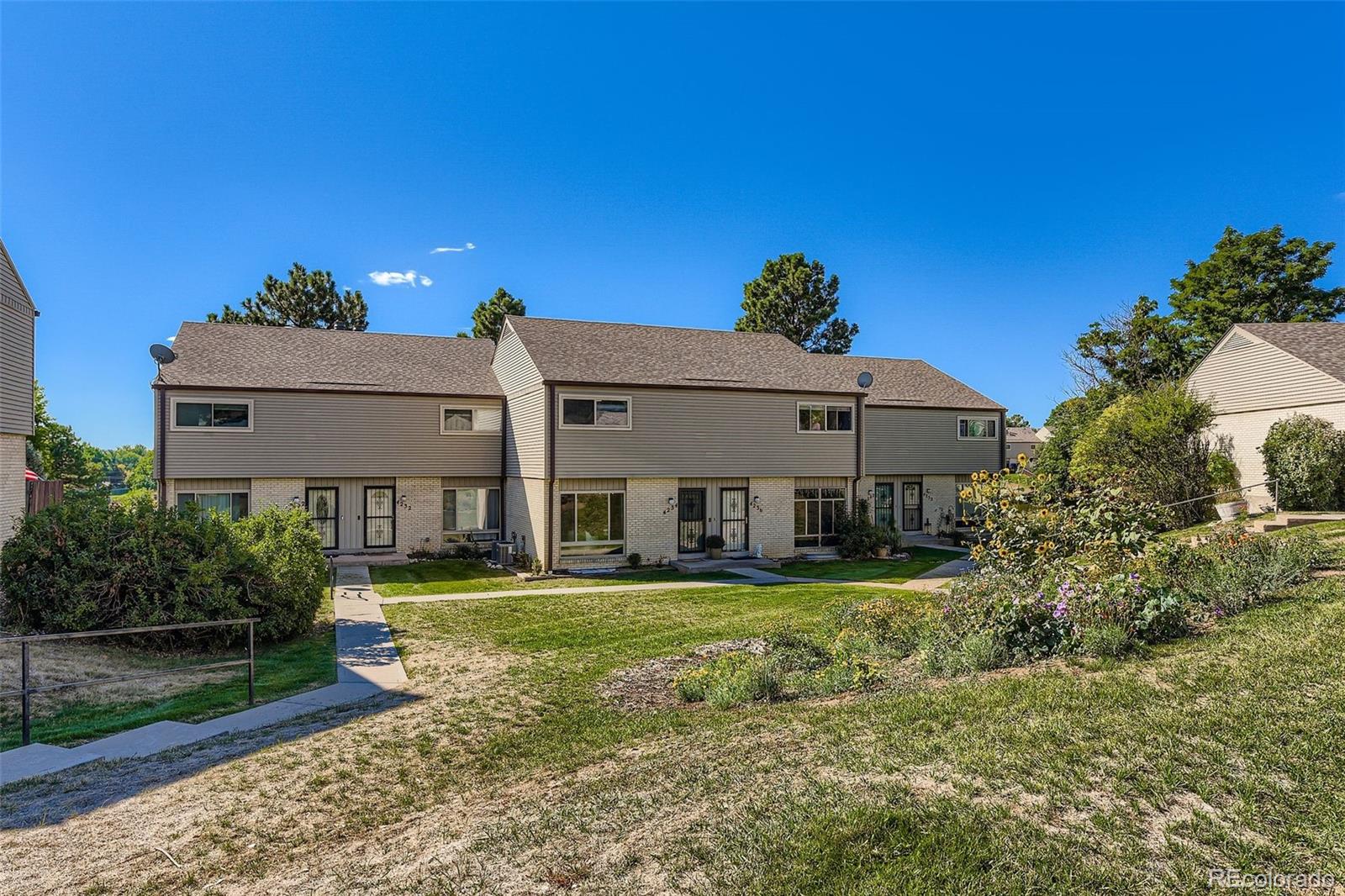 4234 W Pondview Drive