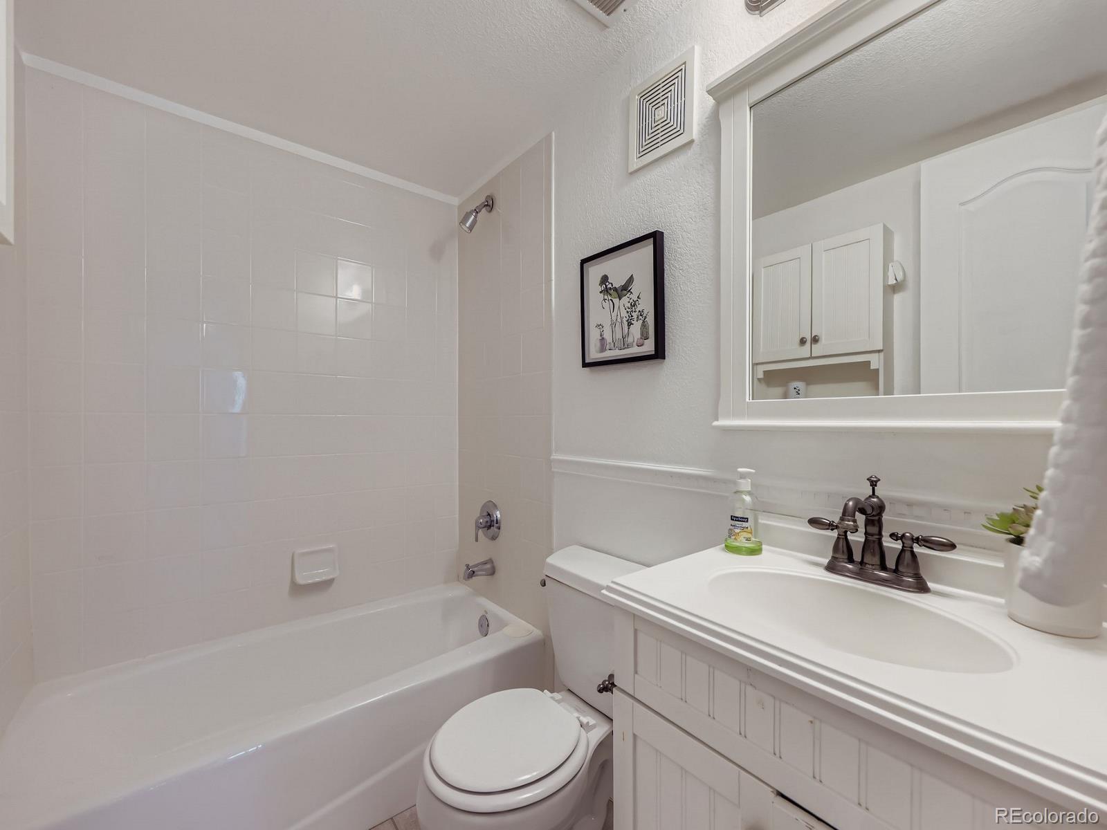 1648 S Cole Street Unit: B7