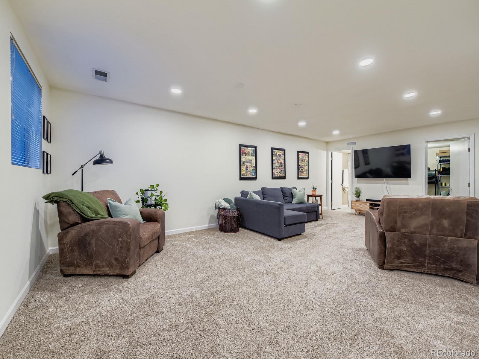 4234 W Pondview Drive